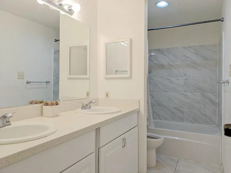7950 N Stadium Dr #215 — Photo 9