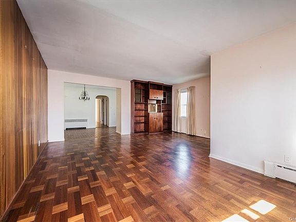 4th image of 1549 Research Ave