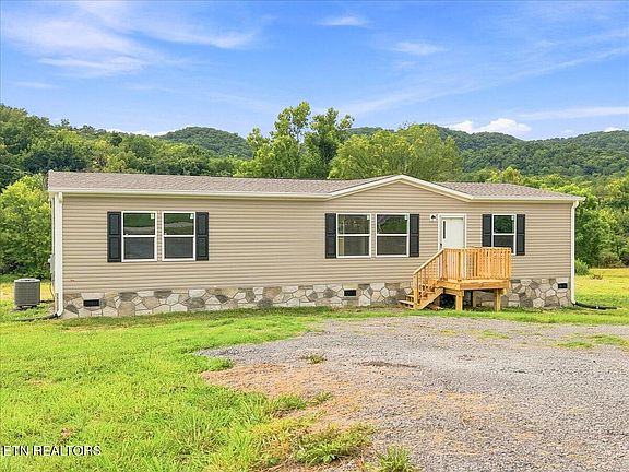 2nd image of 5320 Rutledge Pike