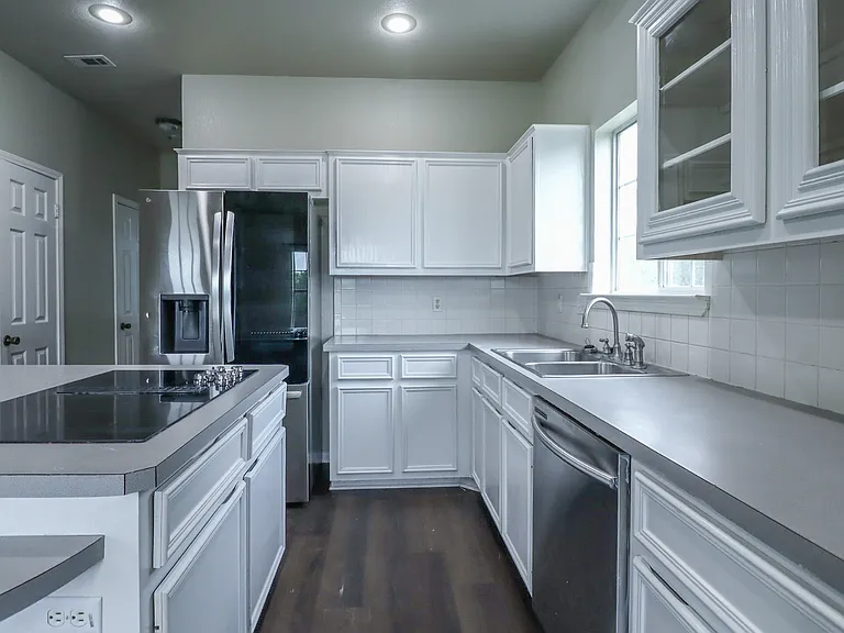 1810 Mesa Oaks Cir — Photo 14