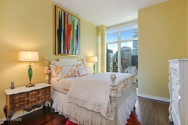 Sold by Corcoran | media 7