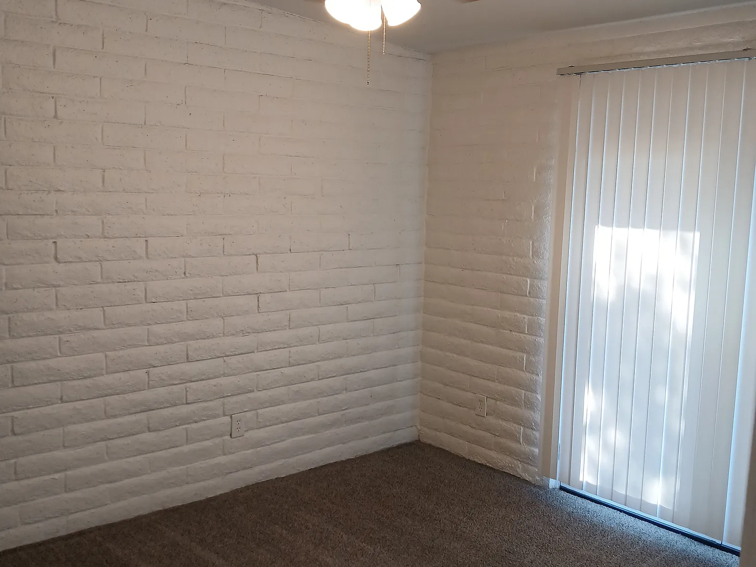 115 E Navajo Rd — Photo 3