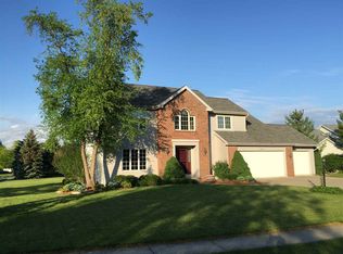 11911 Eagle Lake Ct, Fort Wayne, IN 46814