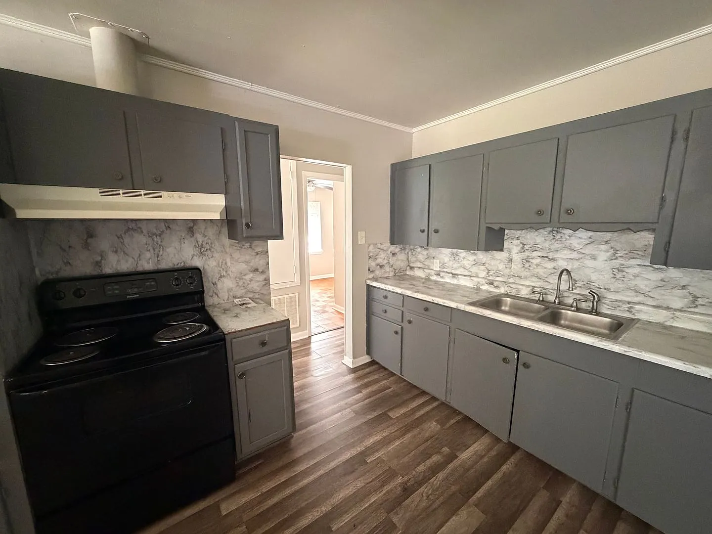 4 Bedroom Southern Hills Home — Photo 3