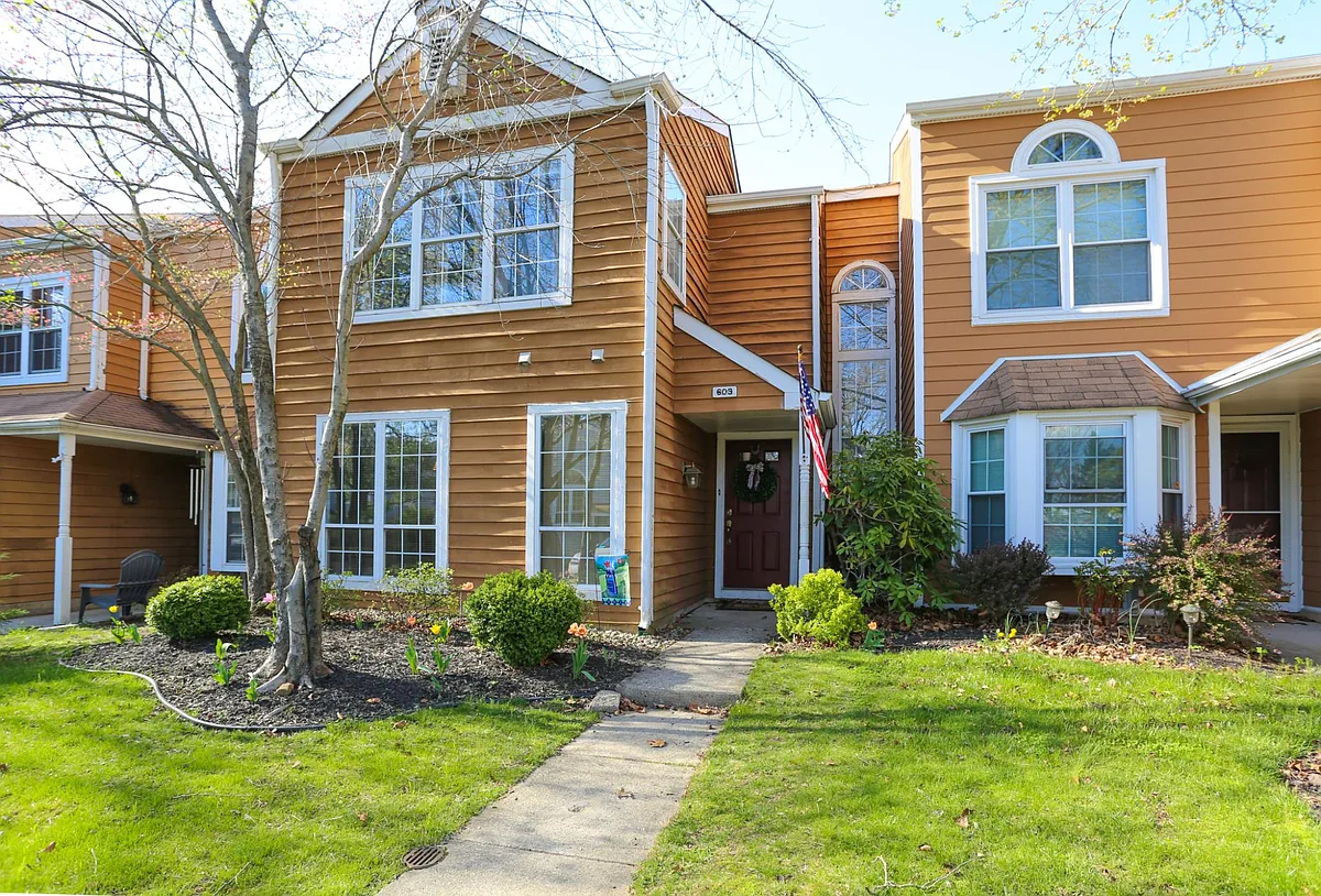 Building Photo - 603 Danbury Ct