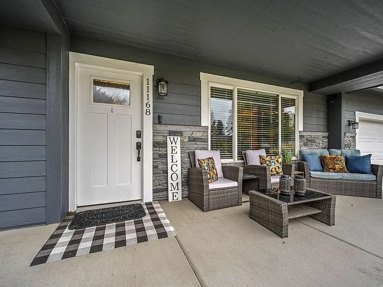 11168 N Bartlett Ave — Photo 4