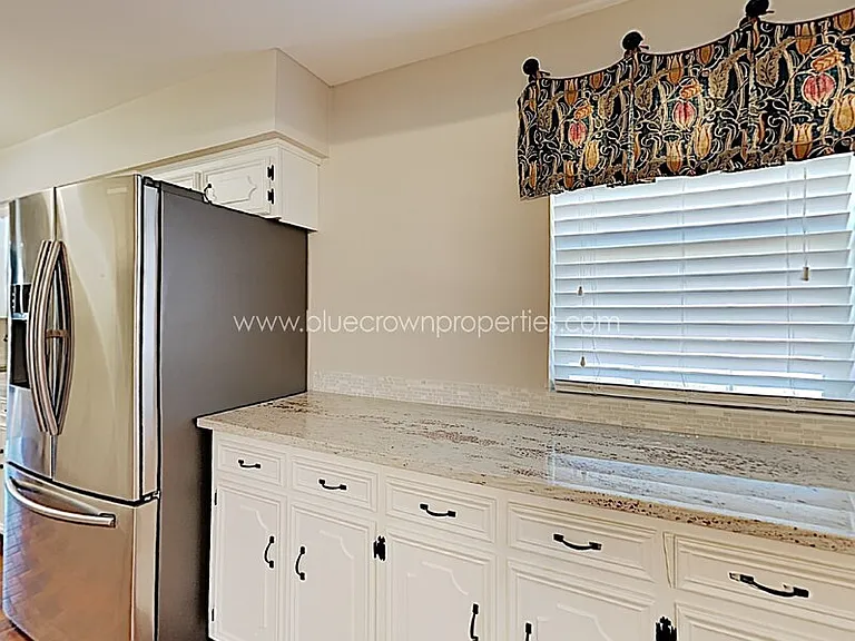 1804 Mercedes Pl — Photo 12