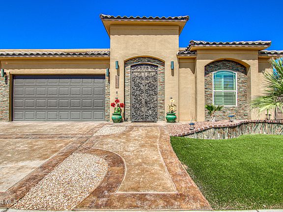 2nd image of 2737 Tierra Malaga Pl