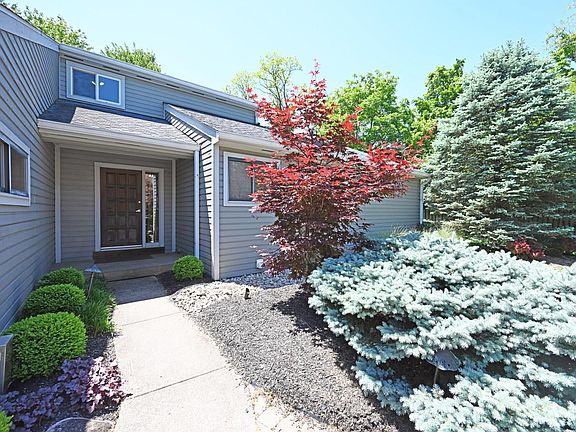 5th image of 9524 Heather Ct