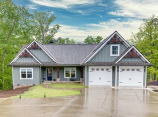 616 Crooked Trace Ln, Seneca, SC 29672