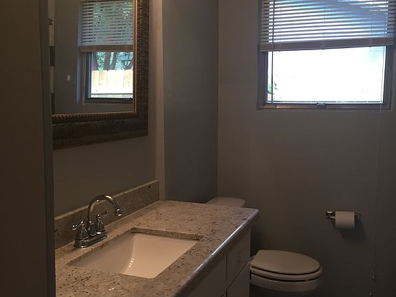 3rd image of 4700 Roosevelt Ave