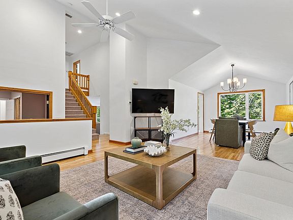 5th image of 170 Old Bolton Rd