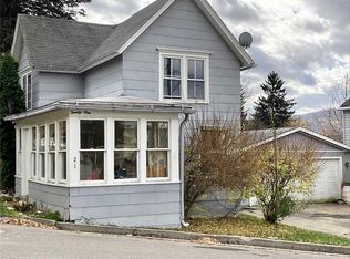 21 Emmett St, Hornell, NY 14843