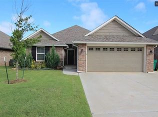 929 NW 191st St, Edmond, OK 73012