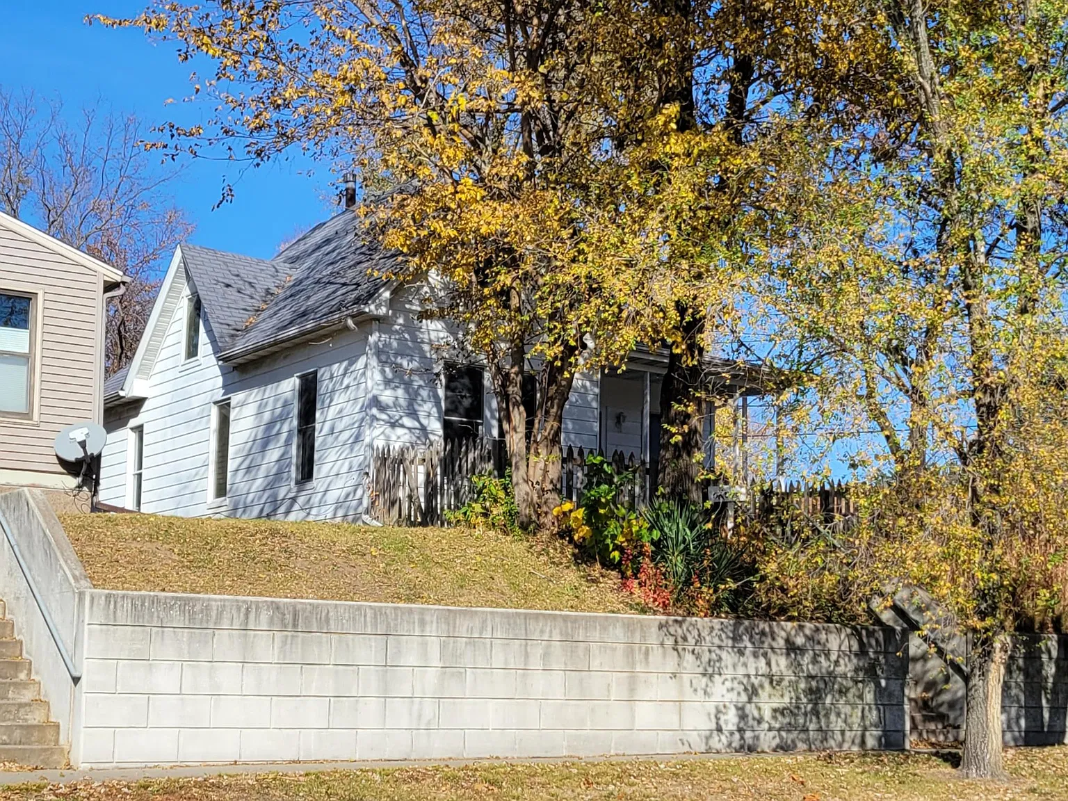 508 Kirkwood Ave — Photo 1