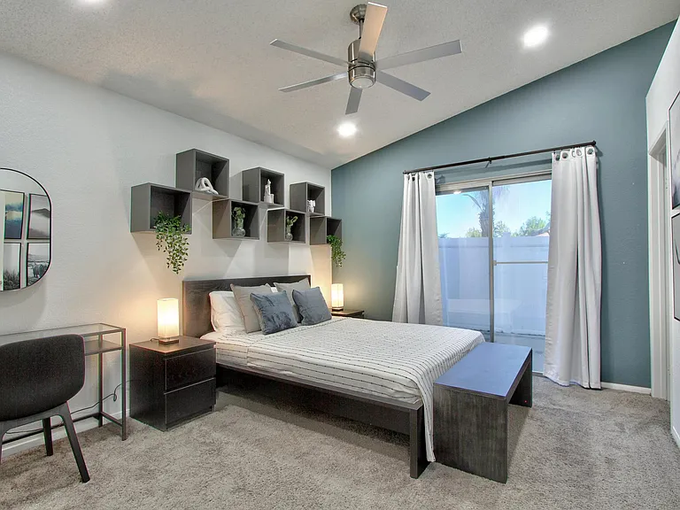 27086 Winchester Creek Ave — Photo 24