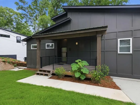 977 Fleetwood Cir, Atlanta, GA 30311