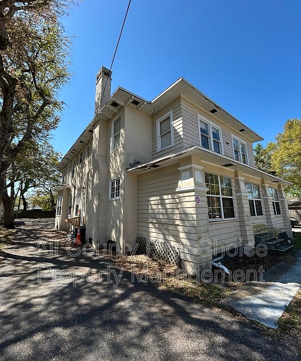 1st image of 909 Pine St APT 4
