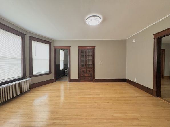 203 Pine St APT 5