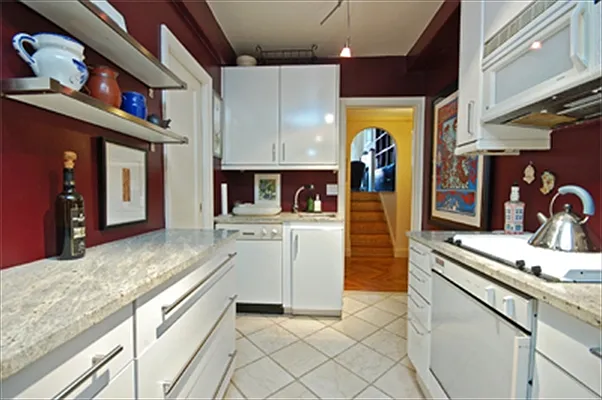 Sold by Citi Habitats | media 3