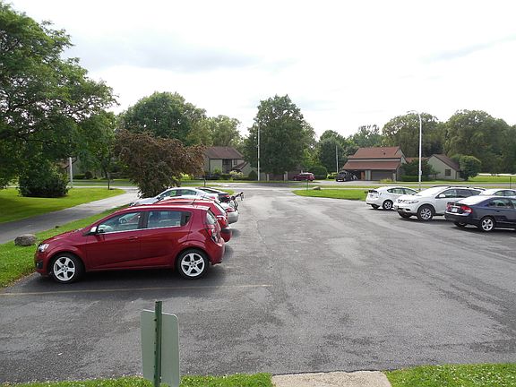 5th image of 583 Village Blvd . N.