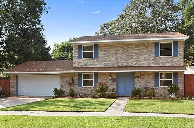 1st image of 428 Belle Chase Dr