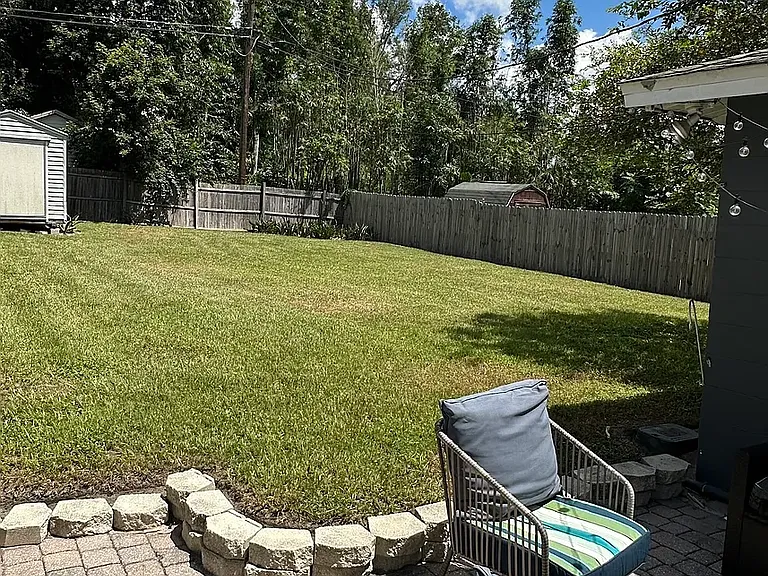 734 Kensington St — Photo 3