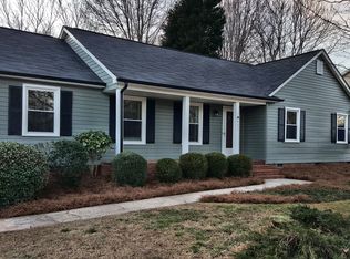 831 Applegate Ct, Gastonia, NC 28054