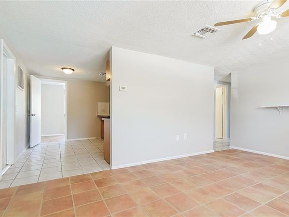 4th image of 7219 Country Club Dr