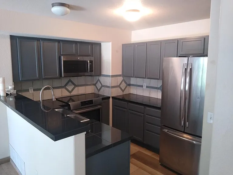 333 Graceland Grv — Photo 3
