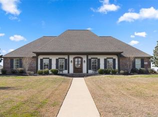 5566 Waterside Dr, Lake charles, LA 70607