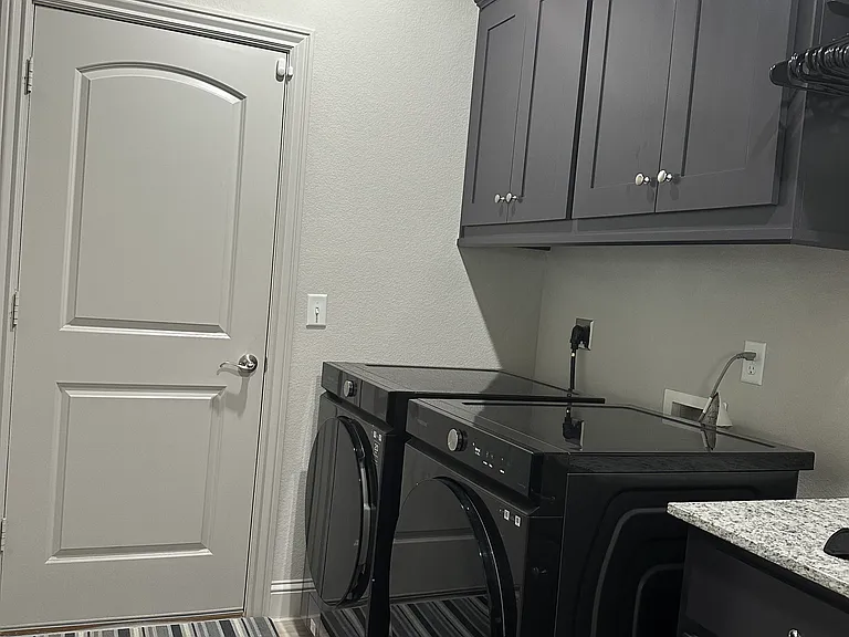 204 Vicks Cir — Photo 8