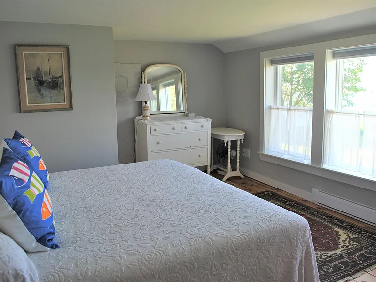 588B Black Point Rd — Photo 9