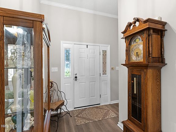 5th image of 4573 Waterford Drive