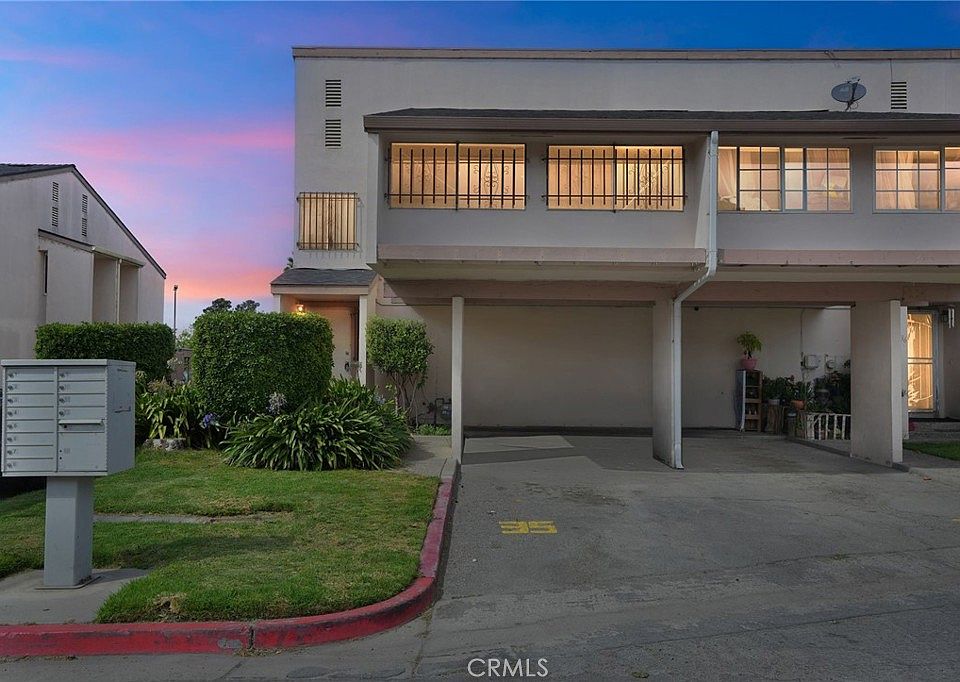 1st image of 933 Acosta Plz Unit 35