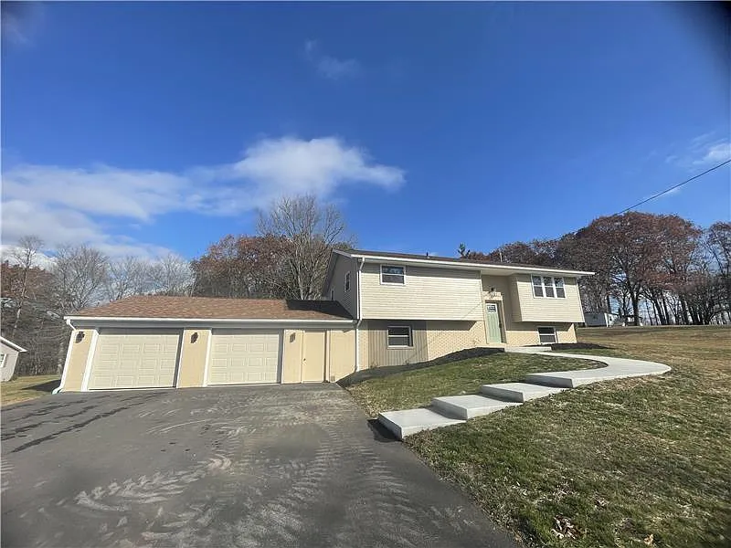 889 Township Road 217