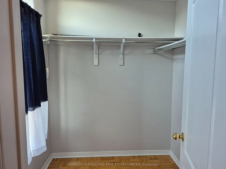 19 Foxchase Ave #46 — Photo 11