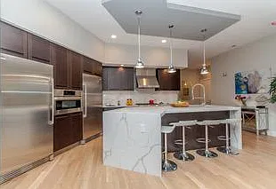 3 bed, 1955 sqft, $5,000 — Photo 4