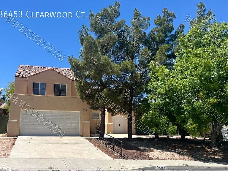 36453 Clearwood Ct — Photo 1