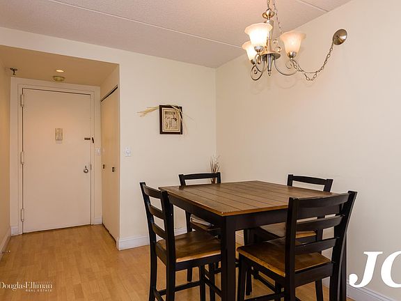 5th image of 750 W Broadway APT 4M