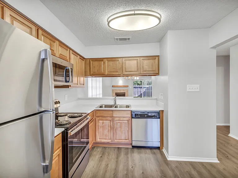 The Springs Garden Homes — Photo 36