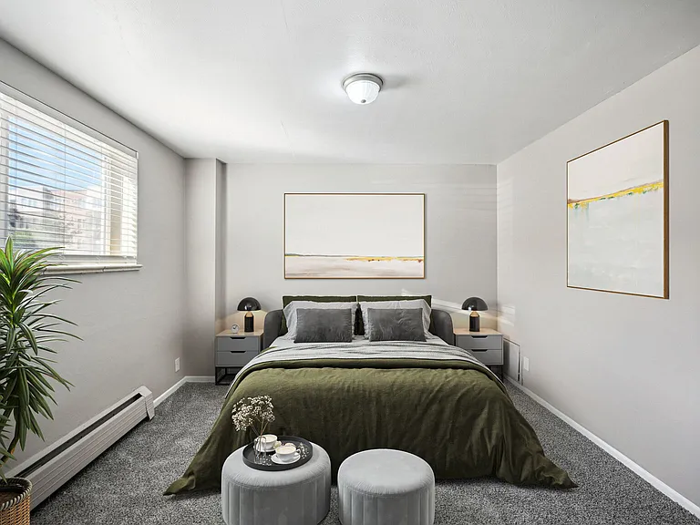 Evergreen 830 Sq.Ft.
