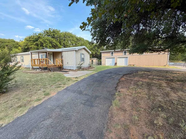 43941 S Elm St, Ringwood, OK 73768