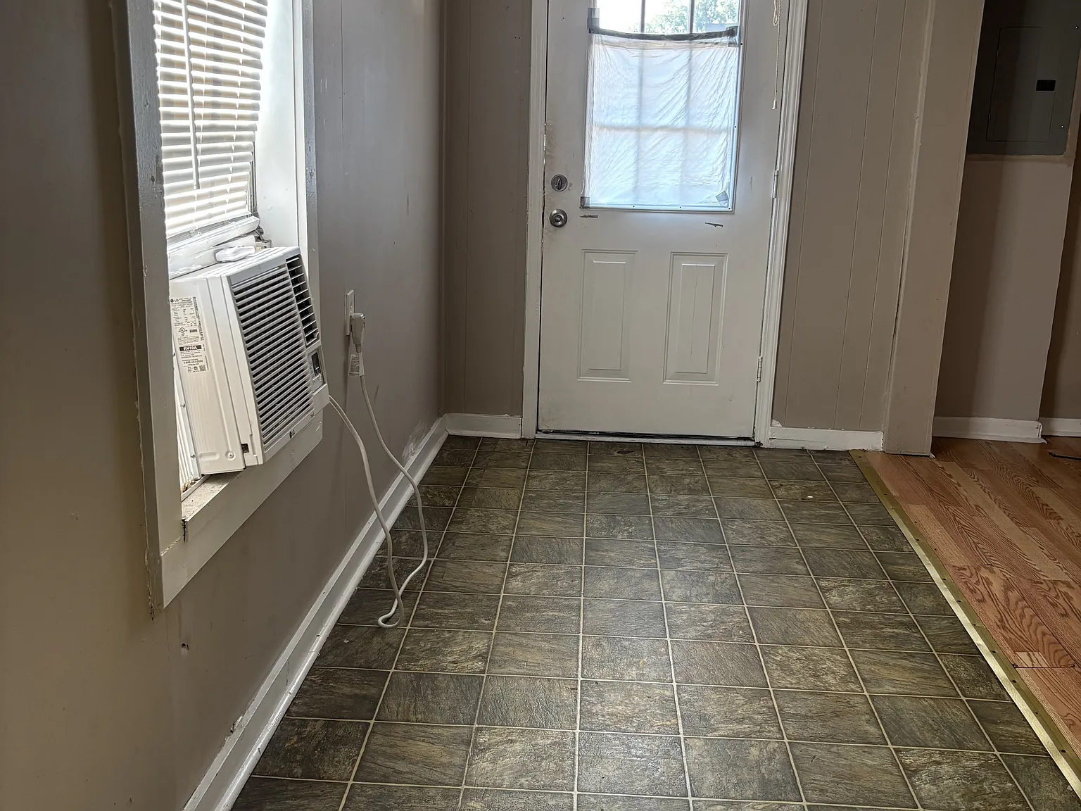 210 West Spring Street - Covington TN - 1 — Photo 3