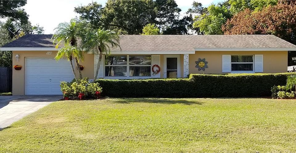 1st image of 260 Twin Lake Dr