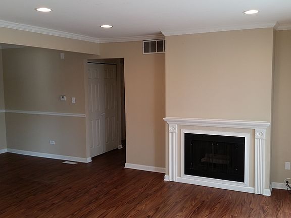 2nd image of 6034 Fremont Dr