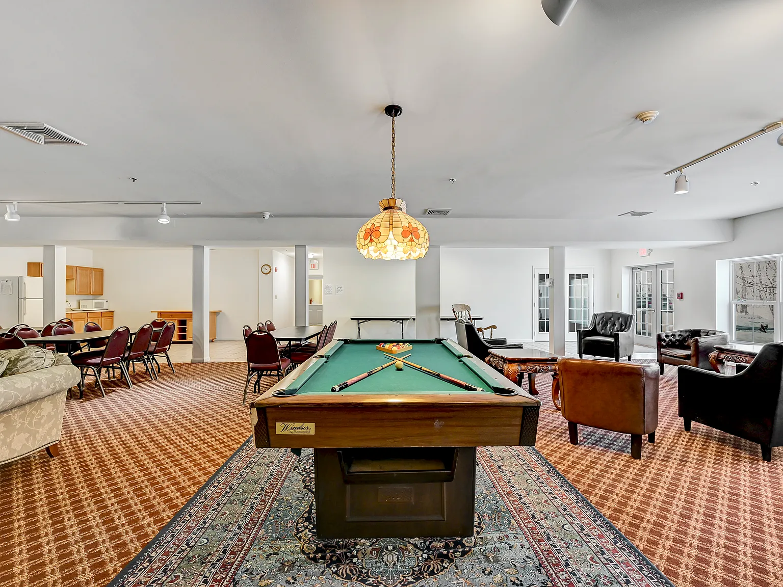 Kings View Apartments — Photo 4