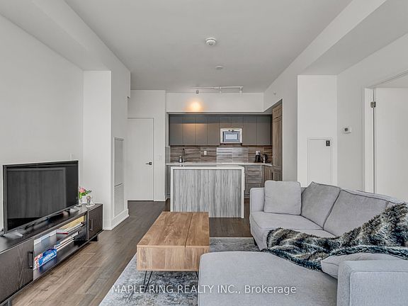 5th image of 2916 Highway 7 Rd #1807