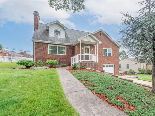 979 Crest Ln, Carnegie, PA 15106