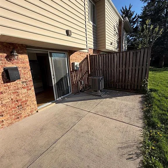 2214 Jensen Pl — Photo 24